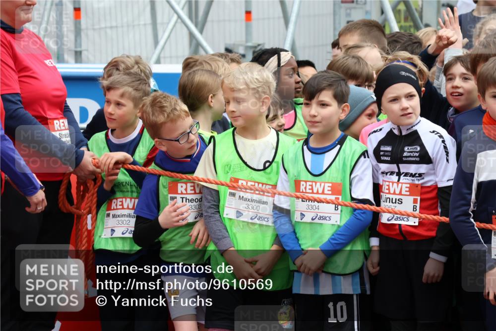 25.04.2026 - Das Zehntel Yannick Fuchs http://msf.ph/oto/9610569 25.04.2026 08:16:09 Allgemein zum Event 3302, 3303, 3300, 3300, 3304, 3057, 10 meine-sportfotos.de