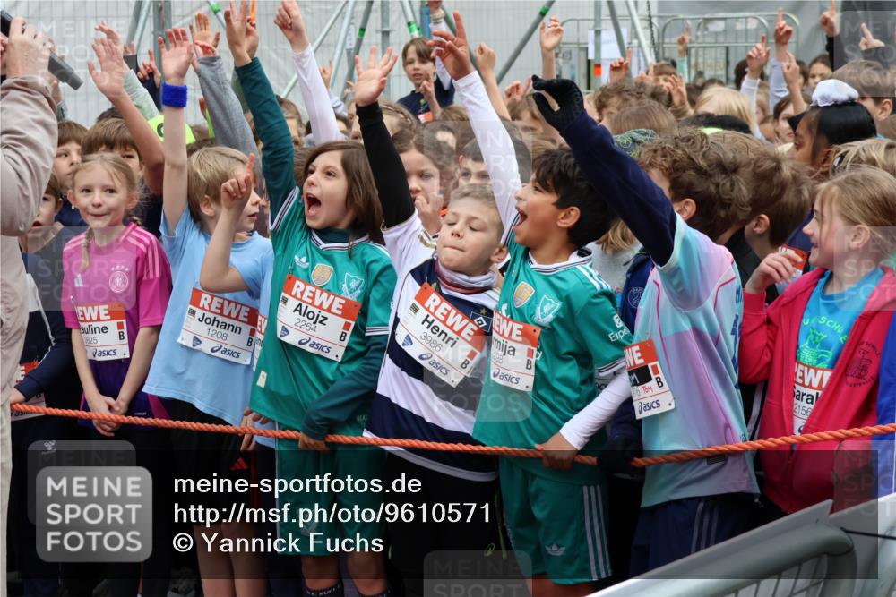 25.04.2026 - Das Zehntel Yannick Fuchs http://msf.ph/oto/9610571 25.04.2026 08:16:19 Allgemein zum Event 3625, 1208, 2264, 3986, 298, 976, 2156 meine-sportfotos.de