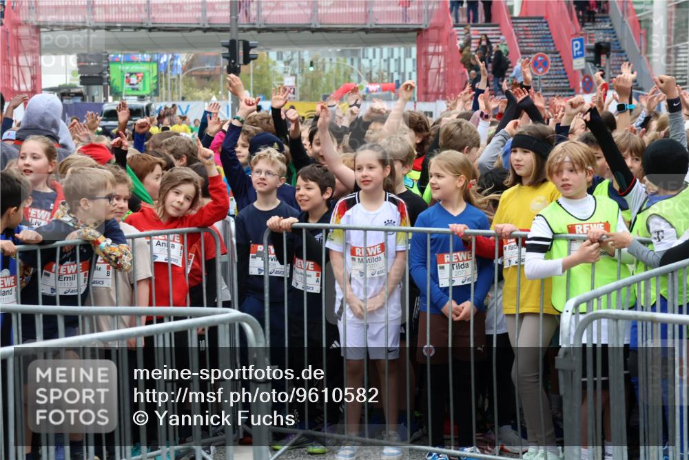 25.04.2026 - Das Zehntel Yannick Fuchs http://msf.ph/oto/9610582 25.04.2026 08:16:23 Allgemein zum Event 111, 1113, 201, 808, 2070, 2073 meine-sportfotos.de