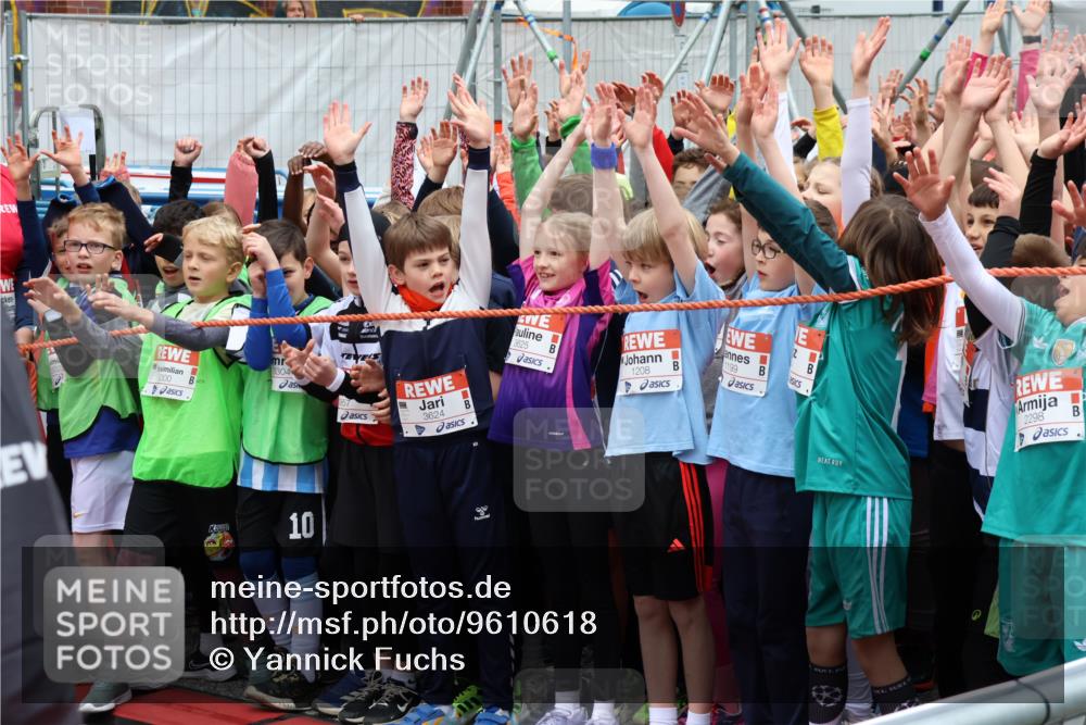25.04.2026 - Das Zehntel Yannick Fuchs http://msf.ph/oto/9610618 25.04.2026 08:17:08 Allgemein zum Event 3300, 8304, 10, 3624, 3625, 1208, 2, 1199, 2298 meine-sportfotos.de