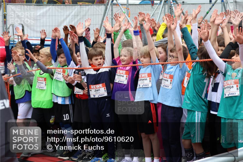 25.04.2026 - Das Zehntel Yannick Fuchs http://msf.ph/oto/9610620 25.04.2026 08:17:09 Allgemein zum Event 300, 3304, 10, 957, 3624, 3625, 1208, 1199, 2298 meine-sportfotos.de