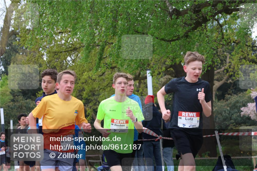 25.04.2026 - Das Zehntel Zöllner http://msf.ph/oto/9612187 25.04.2026 13:37:54 Laufen 18304, 17963, 18250 meine-sportfotos.de