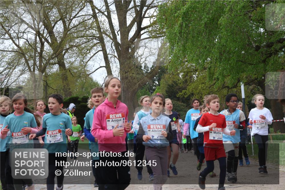 25.04.2026 - Das Zehntel Zöllner http://msf.ph/oto/9612345 25.04.2026 09:46:30 Laufen 7434, 7426, 7188, 7189, 6179, 7643 meine-sportfotos.de