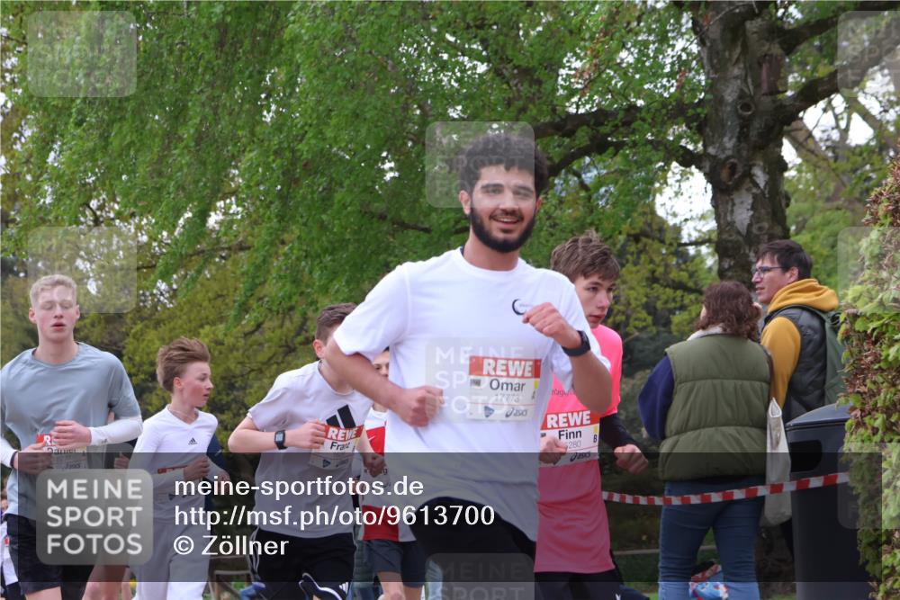 25.04.2026 - Das Zehntel Zöllner http://msf.ph/oto/9613700 25.04.2026 13:38:32 Laufen 18227, 18210, 1608, 17773, 280 meine-sportfotos.de