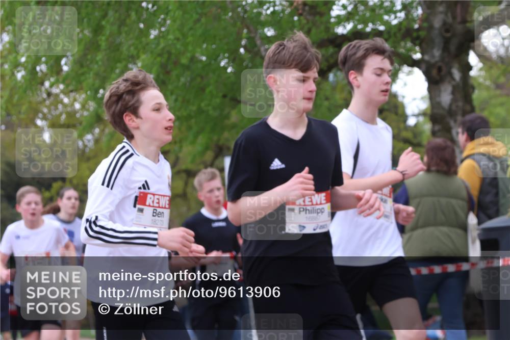 25.04.2026 - Das Zehntel Zöllner http://msf.ph/oto/9613906 25.04.2026 13:38:37 Laufen 18273, 1686 meine-sportfotos.de