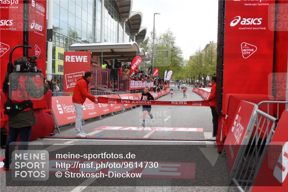 25.04.2026 - Das Zehntel Strokosch-Dieckow http://msf.ph/oto/9614730 25.04.2026 08:46:33 Ziel 4067 meine-sportfotos.de