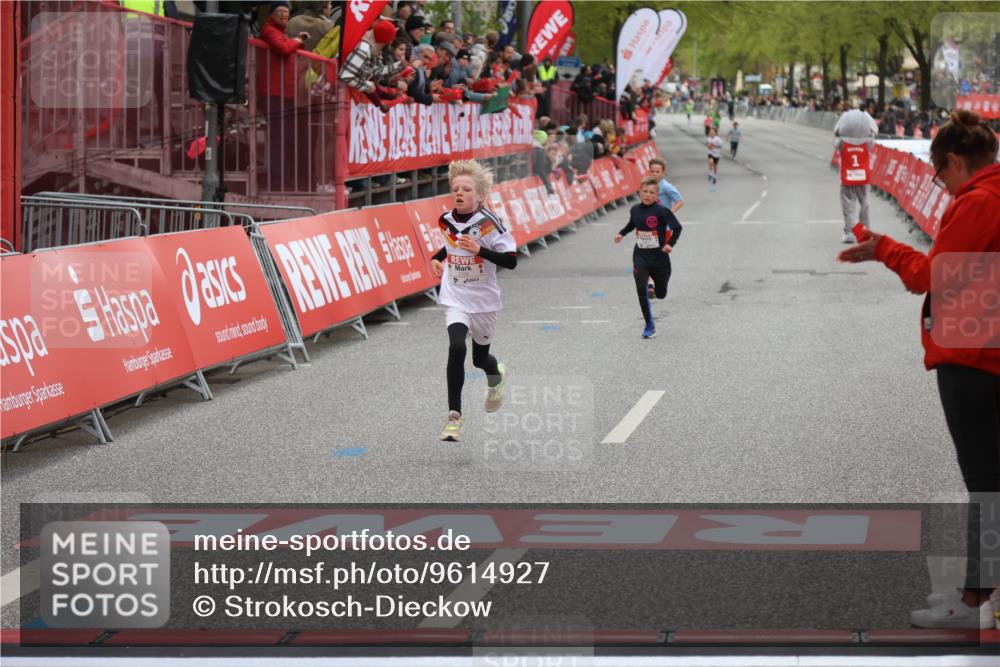 25.04.2026 - Das Zehntel Strokosch-Dieckow http://msf.ph/oto/9614927 25.04.2026 08:46:50 Ziel 2328 meine-sportfotos.de
