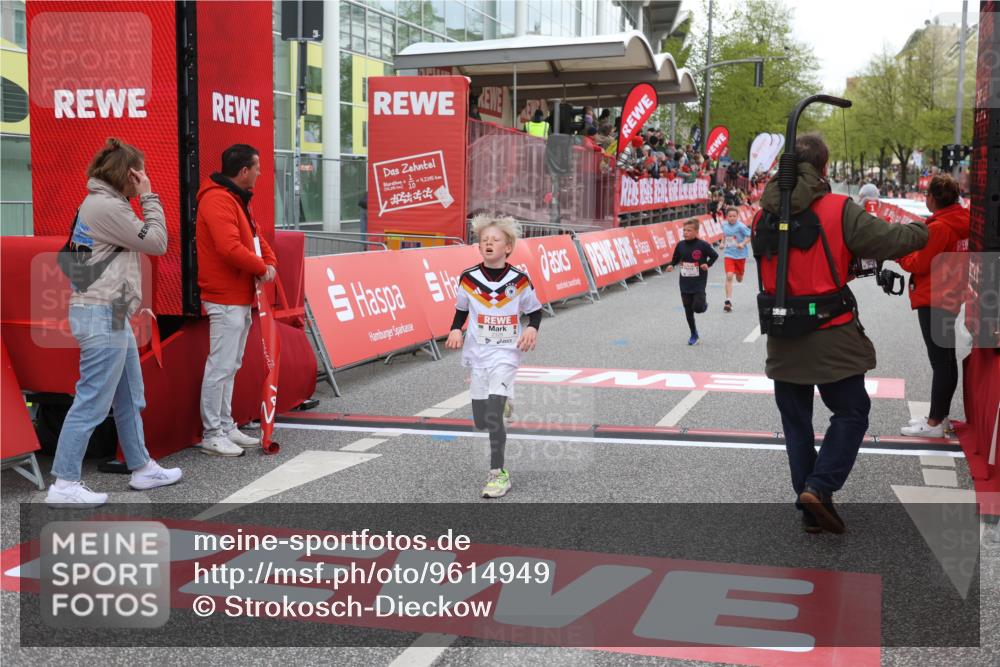25.04.2026 - Das Zehntel Strokosch-Dieckow http://msf.ph/oto/9614949 25.04.2026 08:46:52 Ziel 2328, 3081 meine-sportfotos.de