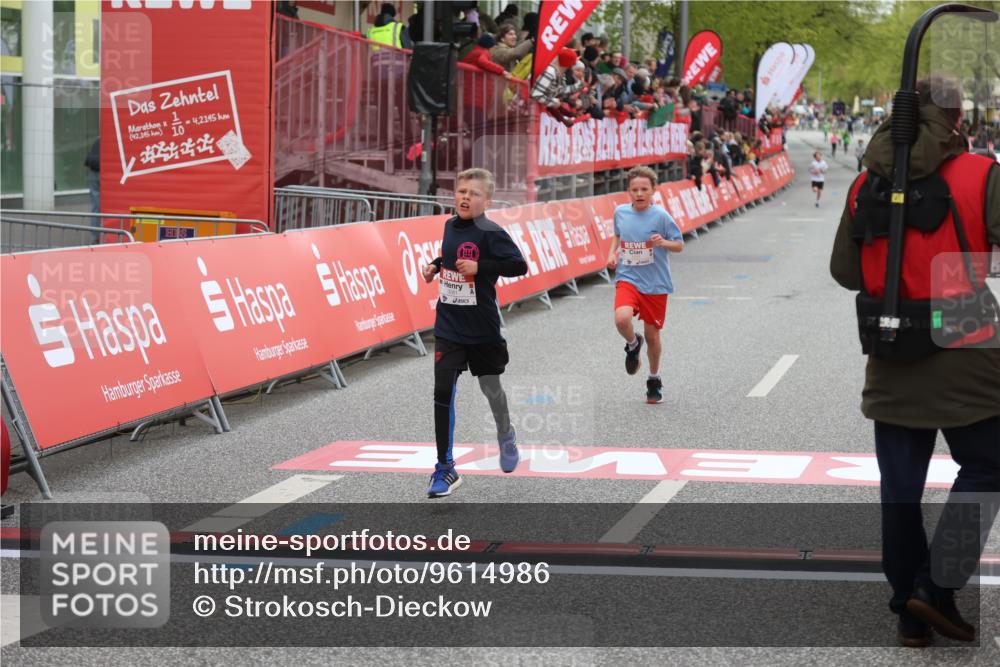 25.04.2026 - Das Zehntel Strokosch-Dieckow http://msf.ph/oto/9614986 25.04.2026 08:46:53 Ziel 1221, 2328, 3081 meine-sportfotos.de