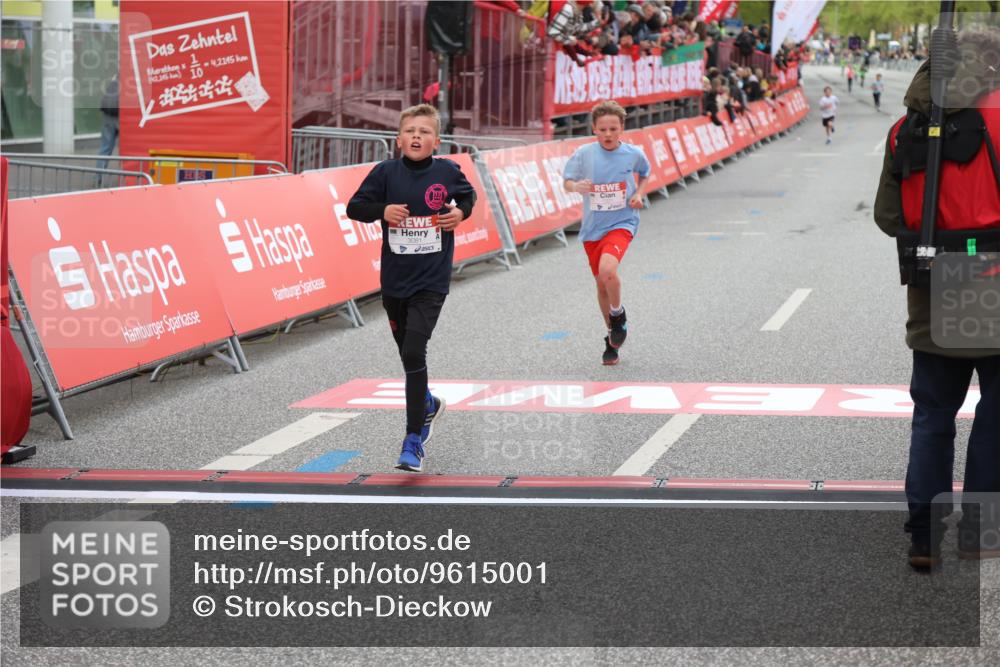 25.04.2026 - Das Zehntel Strokosch-Dieckow http://msf.ph/oto/9615001 25.04.2026 08:46:54 Ziel 1221, 2328, 3081 meine-sportfotos.de