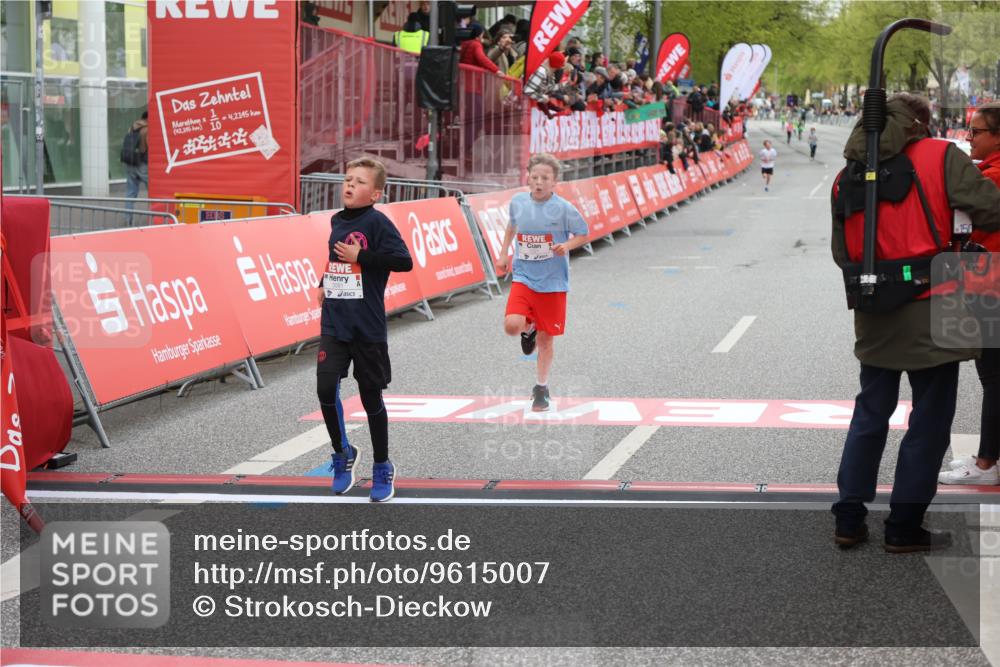 25.04.2026 - Das Zehntel Strokosch-Dieckow http://msf.ph/oto/9615007 25.04.2026 08:46:54 Ziel 1221, 2328, 3081 meine-sportfotos.de