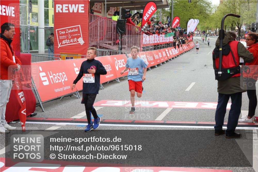 25.04.2026 - Das Zehntel Strokosch-Dieckow http://msf.ph/oto/9615018 25.04.2026 08:46:54 Ziel 1221, 2328, 3081 meine-sportfotos.de