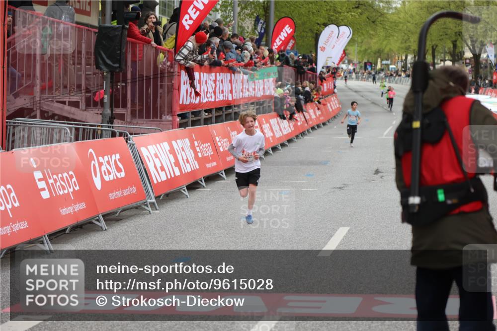 25.04.2026 - Das Zehntel Strokosch-Dieckow http://msf.ph/oto/9615028 25.04.2026 08:47:03 Ziel  meine-sportfotos.de