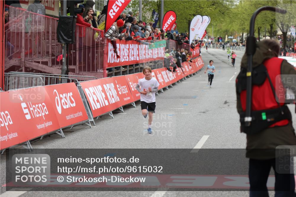 25.04.2026 - Das Zehntel Strokosch-Dieckow http://msf.ph/oto/9615032 25.04.2026 08:47:03 Ziel  meine-sportfotos.de
