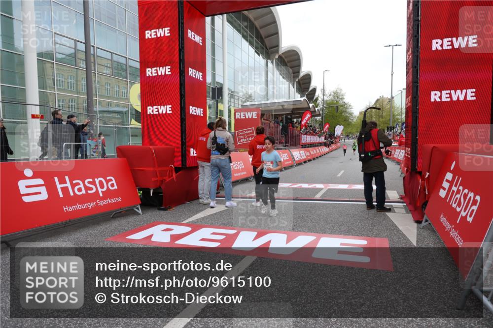 25.04.2026 - Das Zehntel Strokosch-Dieckow http://msf.ph/oto/9615100 25.04.2026 08:47:12 Ziel 2043, 3582 meine-sportfotos.de