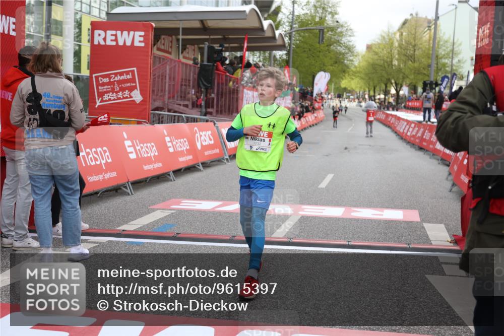 25.04.2026 - Das Zehntel Strokosch-Dieckow http://msf.ph/oto/9615397 25.04.2026 08:47:34 Ziel 3232 meine-sportfotos.de