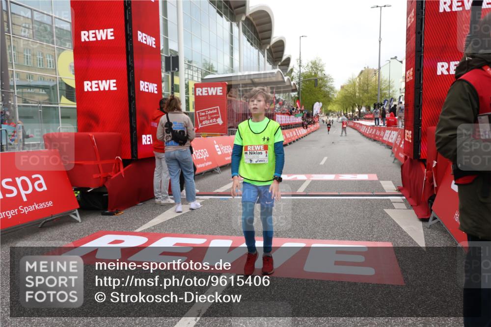 25.04.2026 - Das Zehntel Strokosch-Dieckow http://msf.ph/oto/9615406 25.04.2026 08:47:35 Ziel 3232 meine-sportfotos.de