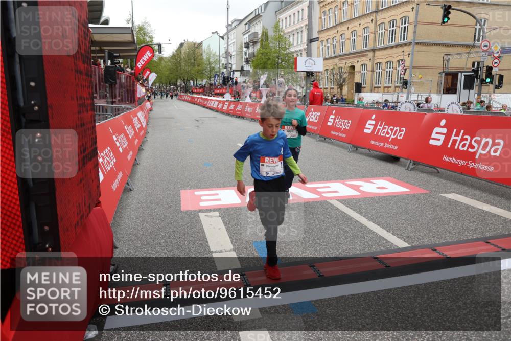 25.04.2026 - Das Zehntel Strokosch-Dieckow http://msf.ph/oto/9615452 25.04.2026 10:57:07 Ziel 5017, 5161, 5412, 5480, 5585, 5784, 5870, 5896, 6157, 6293, 6300, 6301, 6307, 6495, 6515, 6702, 6761, 6980, 7047, 7309, 7326, 7363, 7508, 7605, 7818, 7943, 8012, 8028, 8034, 8038 meine-sportfotos.de
