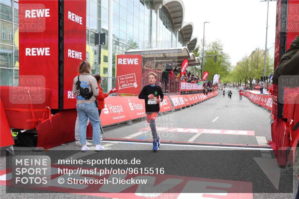 25.04.2026 - Das Zehntel Strokosch-Dieckow http://msf.ph/oto/9615516 25.04.2026 08:47:44 Ziel  meine-sportfotos.de