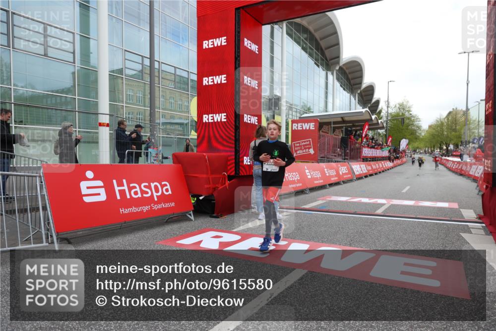 25.04.2026 - Das Zehntel Strokosch-Dieckow http://msf.ph/oto/9615580 25.04.2026 08:47:45 Ziel  meine-sportfotos.de