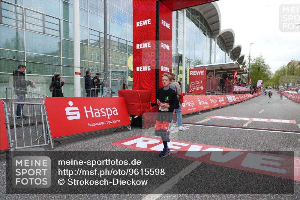 25.04.2026 - Das Zehntel Strokosch-Dieckow http://msf.ph/oto/9615598 25.04.2026 08:47:45 Ziel  meine-sportfotos.de