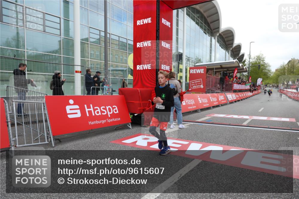 25.04.2026 - Das Zehntel Strokosch-Dieckow http://msf.ph/oto/9615607 25.04.2026 08:47:45 Ziel  meine-sportfotos.de