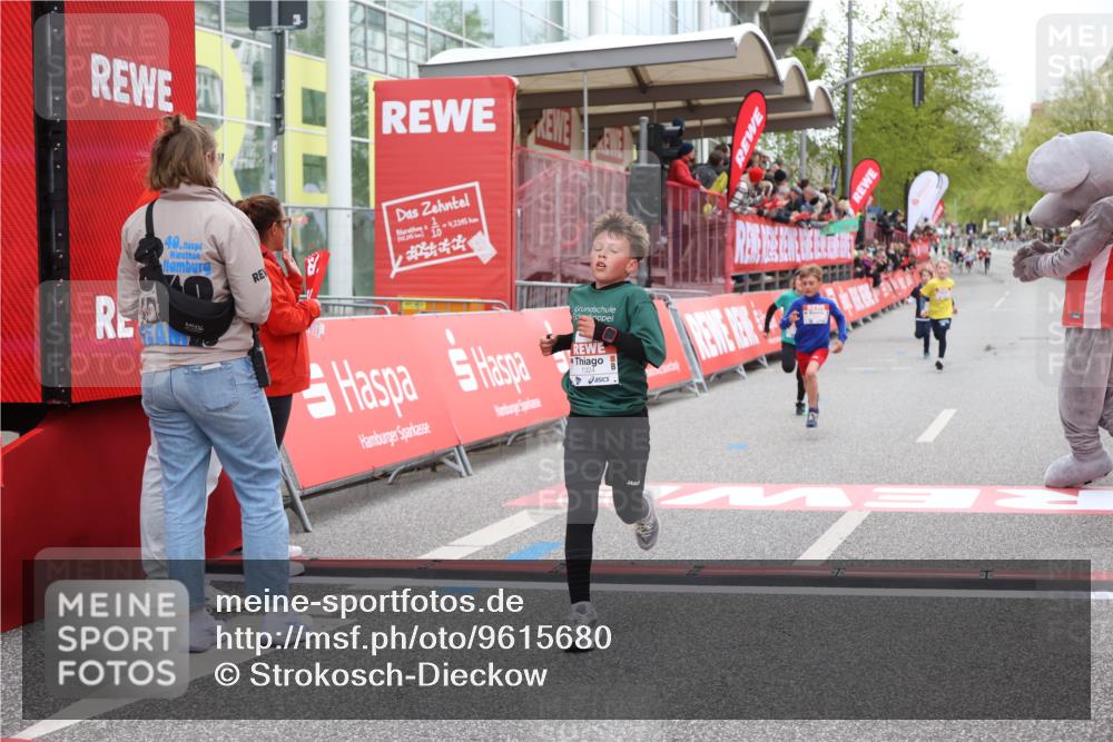 25.04.2026 - Das Zehntel Strokosch-Dieckow http://msf.ph/oto/9615680 25.04.2026 08:47:53 Ziel 1324, 1726, 1999, 2160 meine-sportfotos.de