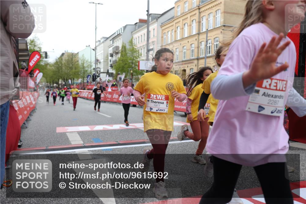 25.04.2026 - Das Zehntel Strokosch-Dieckow http://msf.ph/oto/9615692 25.04.2026 09:07:49 Ziel 1272, 1347, 1498, 1954, 1976, 1977, 2272, 2287, 3761, 3775, 3910 meine-sportfotos.de