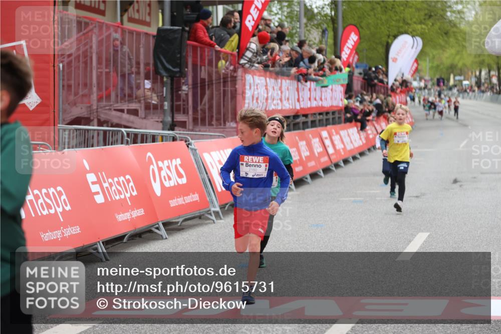 25.04.2026 - Das Zehntel Strokosch-Dieckow http://msf.ph/oto/9615731 25.04.2026 08:47:53 Ziel 1324, 1726, 1999, 2160 meine-sportfotos.de