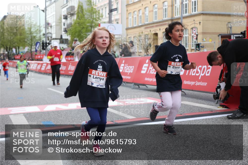 25.04.2026 - Das Zehntel Strokosch-Dieckow http://msf.ph/oto/9615793 25.04.2026 09:08:01 Ziel 1077, 1087, 1236, 1403, 1413, 2573, 2757 meine-sportfotos.de