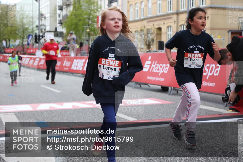 25.04.2026 - Das Zehntel Strokosch-Dieckow http://msf.ph/oto/9615799 25.04.2026 09:08:01 Ziel 1077, 1087, 1236, 1403, 1413, 2573, 2757 meine-sportfotos.de
