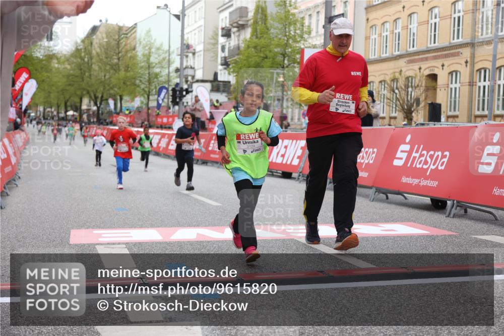 25.04.2026 - Das Zehntel Strokosch-Dieckow http://msf.ph/oto/9615820 25.04.2026 09:08:04 Ziel 1077, 1087, 1413, 2573, 3008, 3129 meine-sportfotos.de