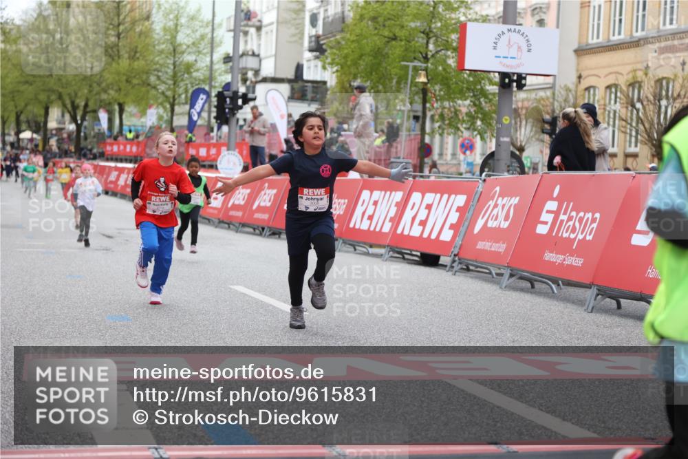 25.04.2026 - Das Zehntel Strokosch-Dieckow http://msf.ph/oto/9615831 25.04.2026 09:08:05 Ziel 1077, 1087, 2558, 2573, 3008, 3129 meine-sportfotos.de