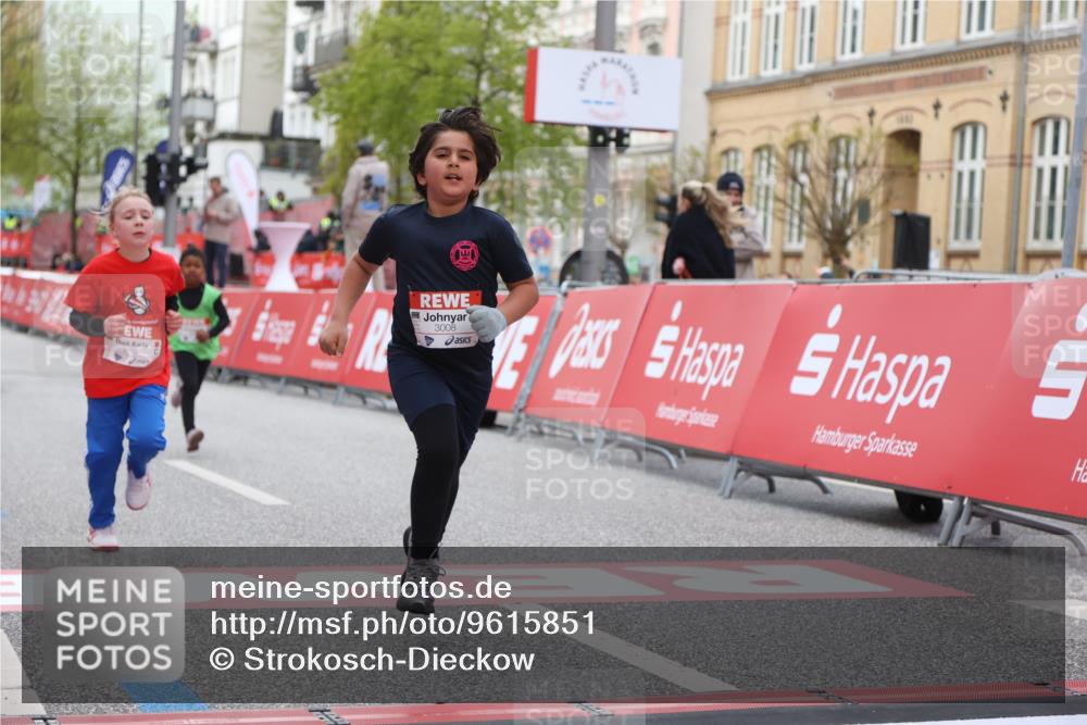 25.04.2026 - Das Zehntel Strokosch-Dieckow http://msf.ph/oto/9615851 25.04.2026 09:08:06 Ziel 1077, 1087, 2558, 2573, 3008, 3129, 3287 meine-sportfotos.de