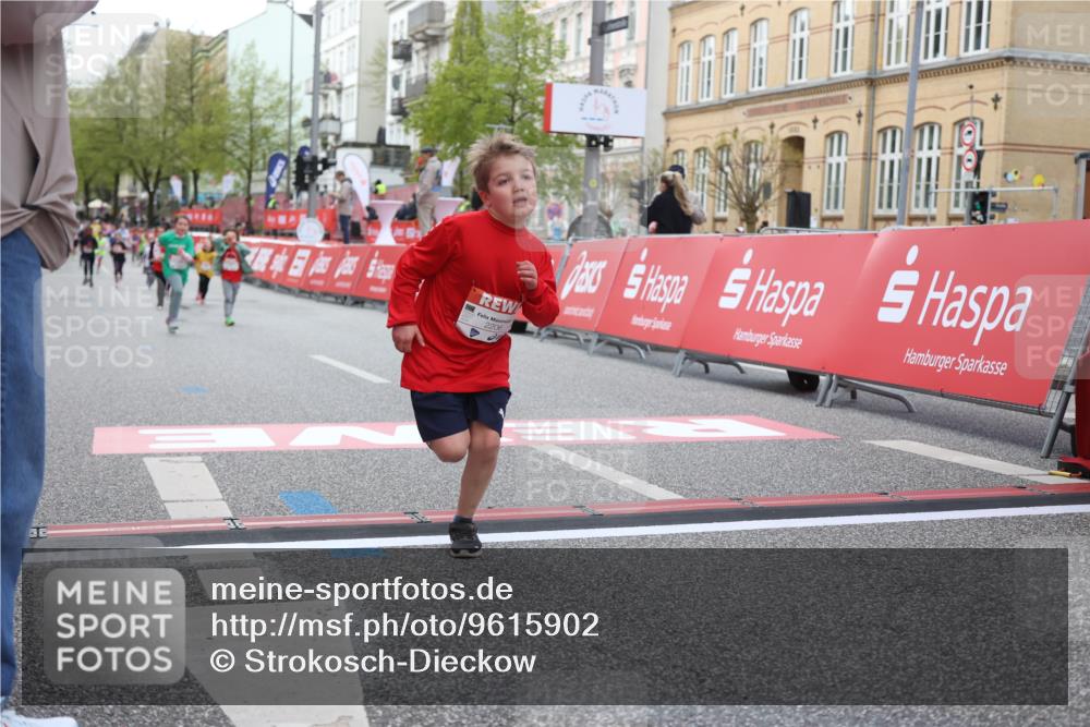 25.04.2026 - Das Zehntel Strokosch-Dieckow http://msf.ph/oto/9615902 25.04.2026 09:08:16 Ziel 3684 meine-sportfotos.de