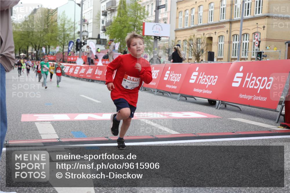 25.04.2026 - Das Zehntel Strokosch-Dieckow http://msf.ph/oto/9615906 25.04.2026 09:08:16 Ziel 3684 meine-sportfotos.de