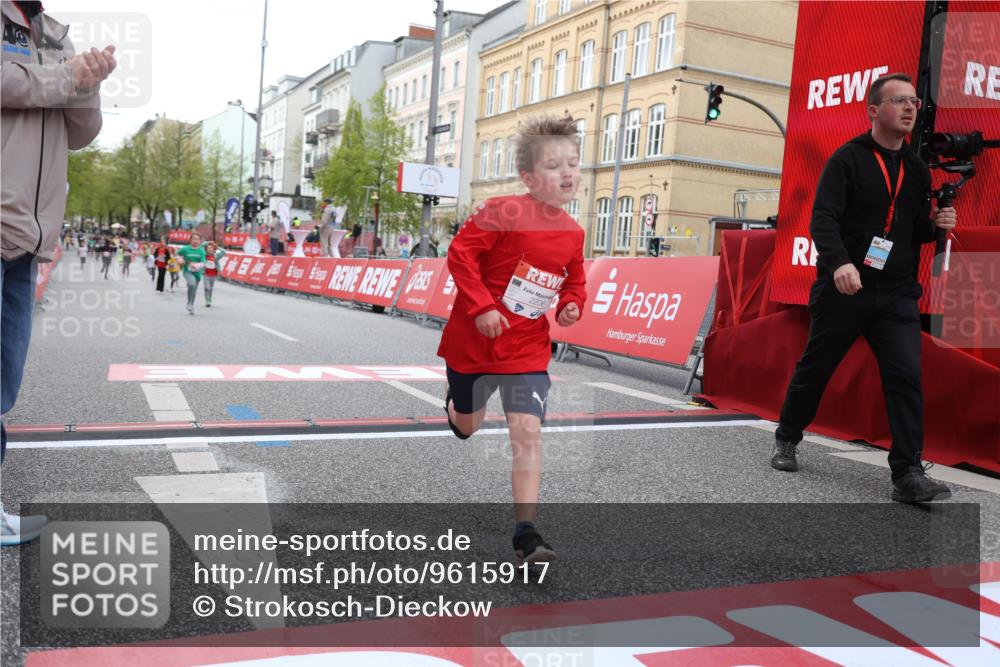 25.04.2026 - Das Zehntel Strokosch-Dieckow http://msf.ph/oto/9615917 25.04.2026 09:08:16 Ziel 3684 meine-sportfotos.de