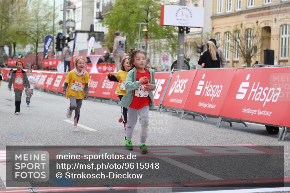 25.04.2026 - Das Zehntel Strokosch-Dieckow http://msf.ph/oto/9615948 25.04.2026 09:08:21 Ziel 1978, 1984, 2191, 2206, 2415 meine-sportfotos.de