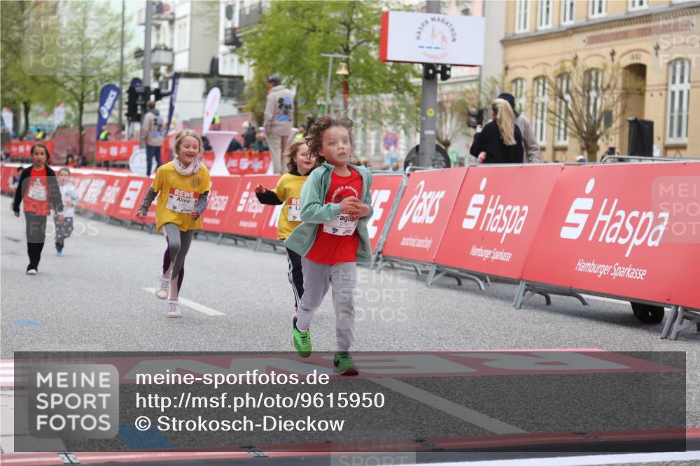 25.04.2026 - Das Zehntel Strokosch-Dieckow http://msf.ph/oto/9615950 25.04.2026 09:08:21 Ziel 1978, 1984, 2191, 2206, 2415 meine-sportfotos.de