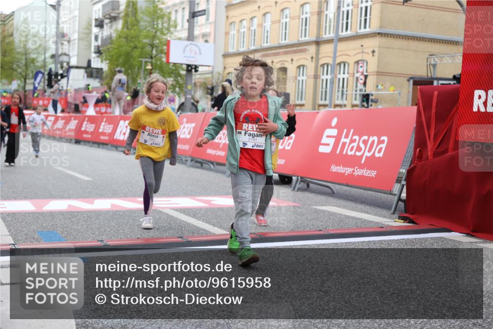 25.04.2026 - Das Zehntel Strokosch-Dieckow http://msf.ph/oto/9615958 25.04.2026 09:08:23 Ziel 1978, 1984, 2191, 2206, 2415, 3006, 3033 meine-sportfotos.de