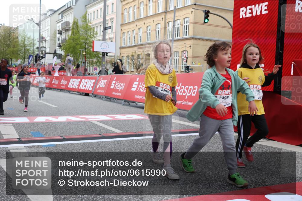 25.04.2026 - Das Zehntel Strokosch-Dieckow http://msf.ph/oto/9615990 25.04.2026 09:08:24 Ziel 1978, 1984, 2191, 2206, 2415, 3006, 3033 meine-sportfotos.de