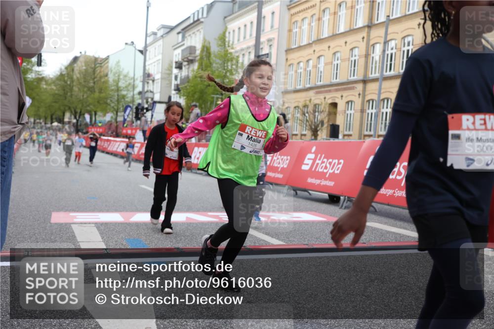 25.04.2026 - Das Zehntel Strokosch-Dieckow http://msf.ph/oto/9616036 25.04.2026 09:08:27 Ziel 1426, 1489, 1978, 1984, 2191, 2567, 3006, 3033, 3437 meine-sportfotos.de