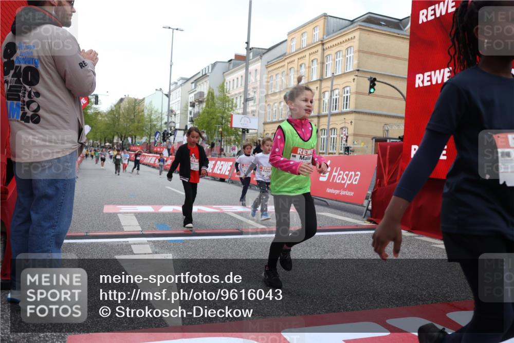 25.04.2026 - Das Zehntel Strokosch-Dieckow http://msf.ph/oto/9616043 25.04.2026 09:08:28 Ziel 1426, 1489, 1978, 1984, 2191, 2567, 3006, 3033, 3437 meine-sportfotos.de