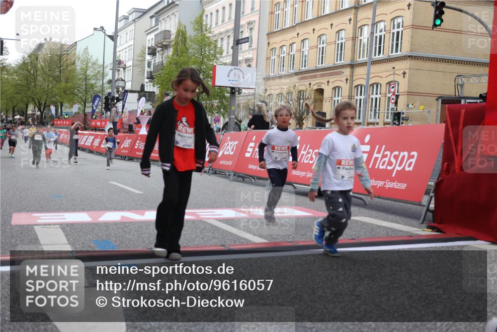 25.04.2026 - Das Zehntel Strokosch-Dieckow http://msf.ph/oto/9616057 25.04.2026 09:08:28 Ziel 1426, 1489, 1978, 1984, 2191, 2567, 3006, 3033, 3437 meine-sportfotos.de