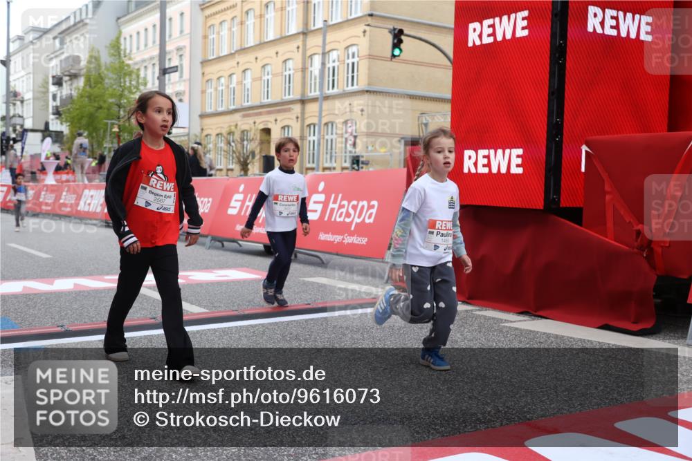 25.04.2026 - Das Zehntel Strokosch-Dieckow http://msf.ph/oto/9616073 25.04.2026 09:08:29 Ziel 1072, 1426, 1489, 2567, 3006, 3033, 3437 meine-sportfotos.de
