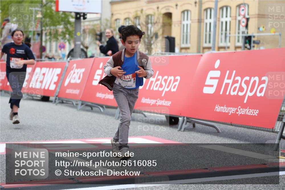 25.04.2026 - Das Zehntel Strokosch-Dieckow http://msf.ph/oto/9616085 25.04.2026 09:08:33 Ziel 1061, 1072, 1426, 1489, 1862, 2110, 2567, 3437 meine-sportfotos.de