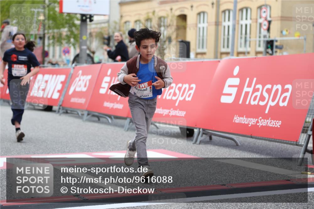 25.04.2026 - Das Zehntel Strokosch-Dieckow http://msf.ph/oto/9616088 25.04.2026 09:08:33 Ziel 1061, 1072, 1426, 1489, 1862, 2110, 2567, 3437 meine-sportfotos.de