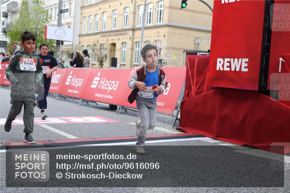 25.04.2026 - Das Zehntel Strokosch-Dieckow http://msf.ph/oto/9616096 25.04.2026 09:08:34 Ziel 1061, 1072, 1489, 1862, 2110, 2567, 2577, 3437 meine-sportfotos.de