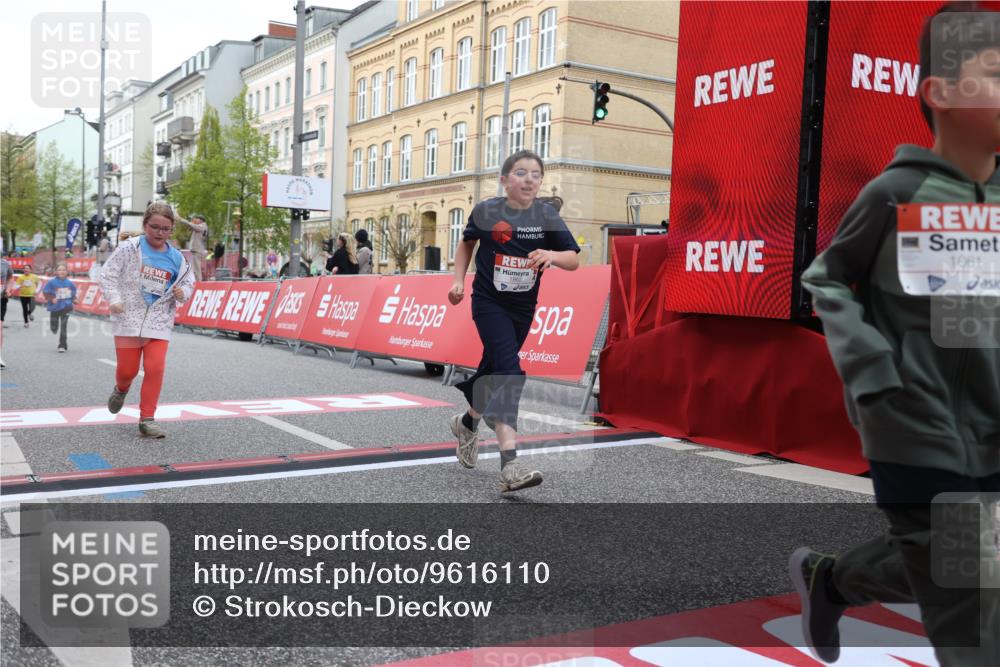 25.04.2026 - Das Zehntel Strokosch-Dieckow http://msf.ph/oto/9616110 25.04.2026 09:08:35 Ziel 1061, 1072, 1862, 2110, 2577 meine-sportfotos.de