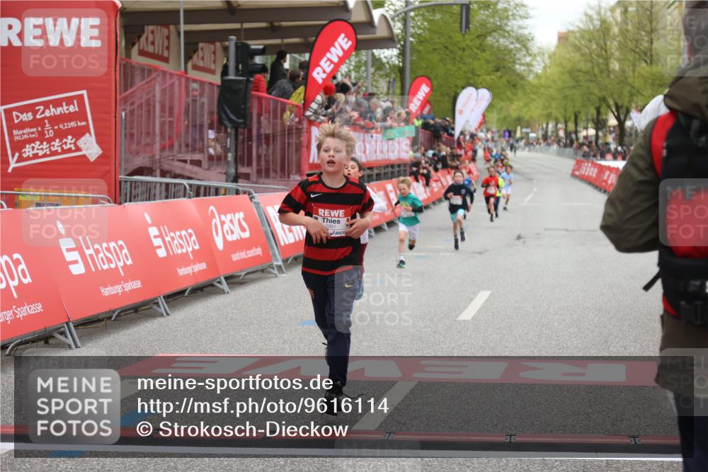 25.04.2026 - Das Zehntel Strokosch-Dieckow http://msf.ph/oto/9616114 25.04.2026 08:48:09 Ziel 2005, 2981, 3402 meine-sportfotos.de